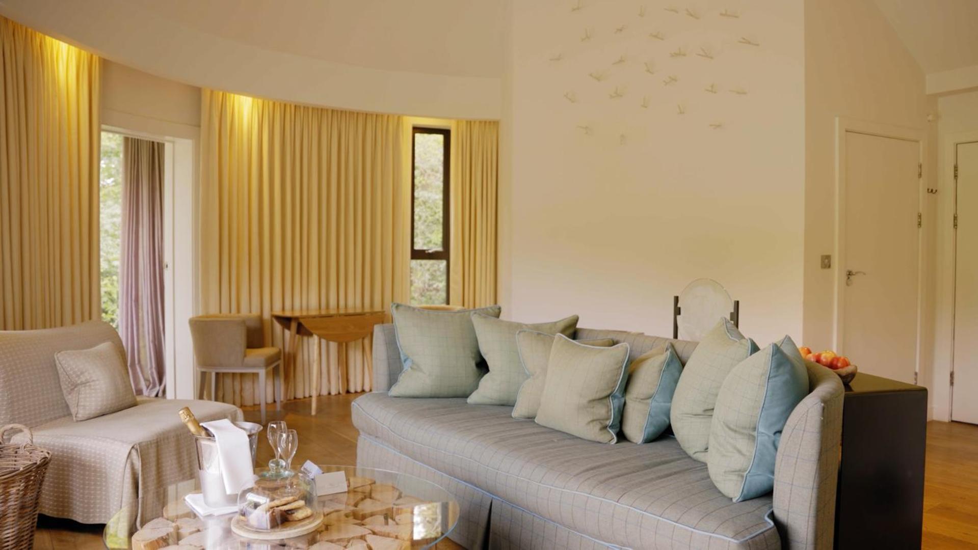 Chewton Glen Hotel - An Iconic Luxury Hotel Нью-Мілтон Екстер'єр фото