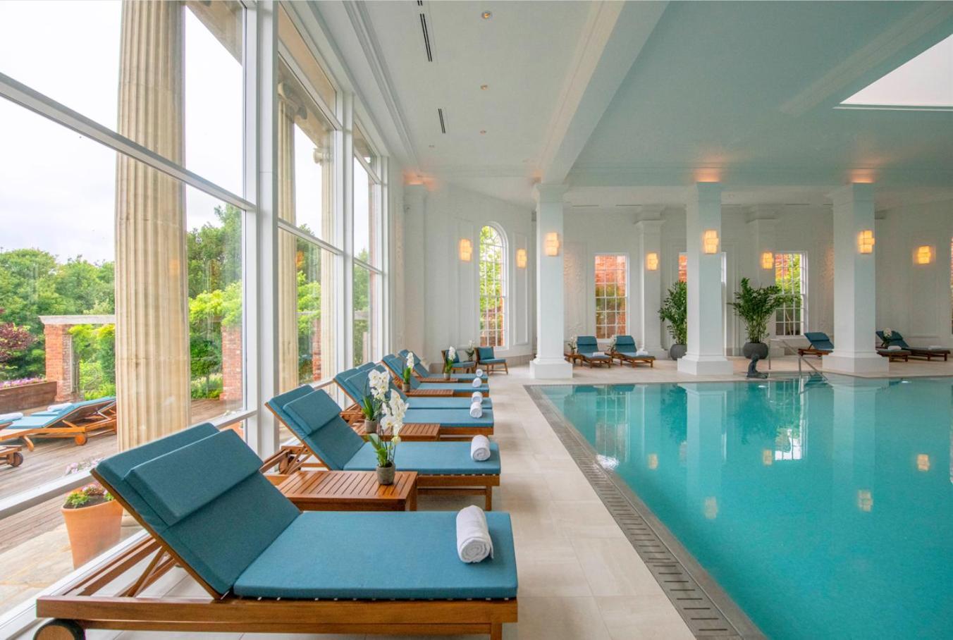 Chewton Glen Hotel - An Iconic Luxury Hotel Нью-Мілтон Екстер'єр фото