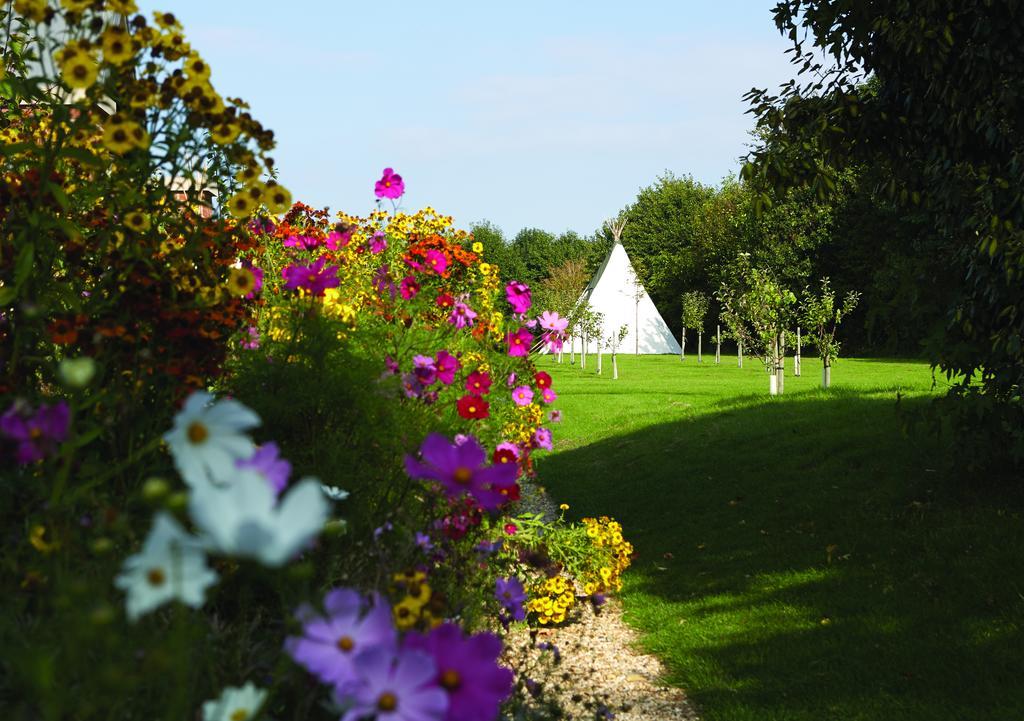 Chewton Glen Hotel - An Iconic Luxury Hotel Нью-Мілтон Екстер'єр фото