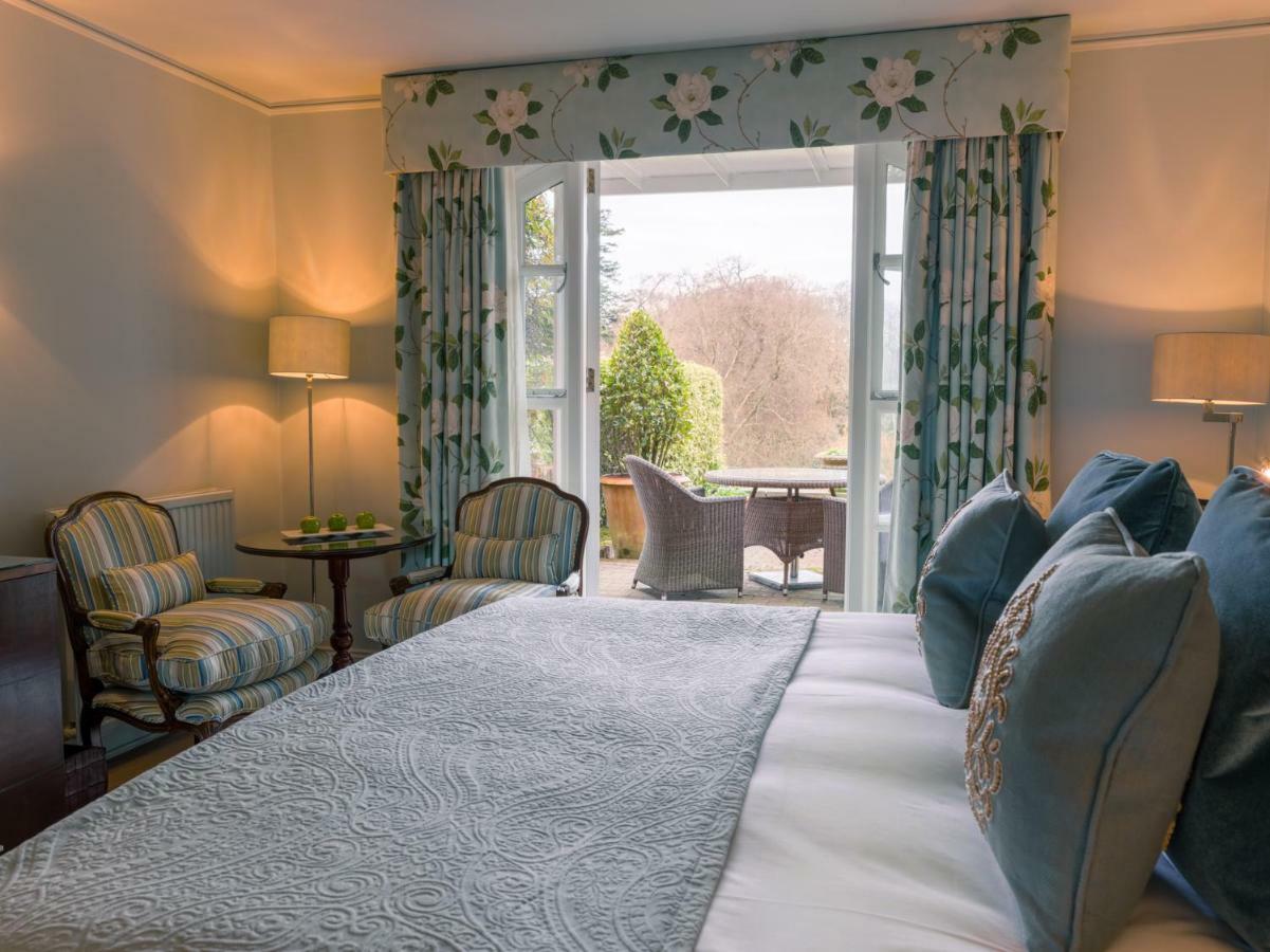 Chewton Glen Hotel - An Iconic Luxury Hotel Нью-Мілтон Екстер'єр фото